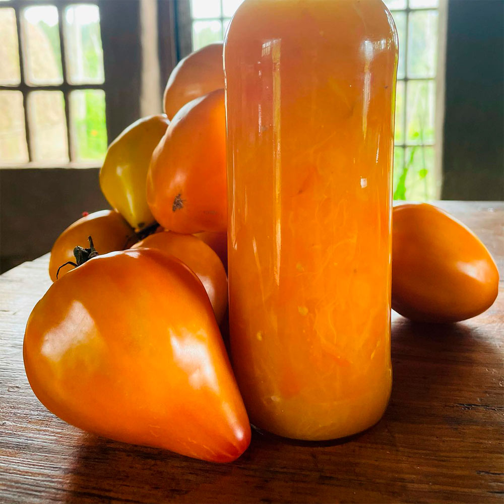 TOMATE, CORAZÓN AMARILLO